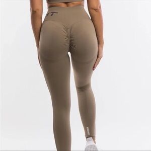 ECHT High-Waisted Tan Leggings